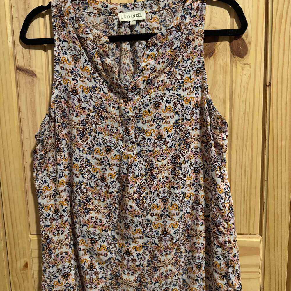 Lucy & Laurel Pink, Orange, and Blue Boho Floral Sleeveless V-Neck Tank Top